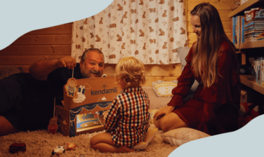 https://www.kendamil.cz/wp-content/uploads/2022/12/patrik-hezucky-a-pohadkove-baleni-kendamil-376x224.png