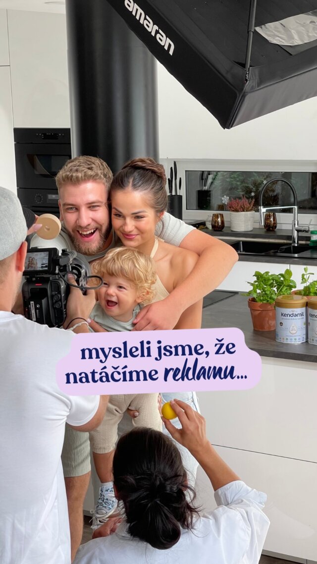 Když si myslíte, že natáčíte reklamu… a nakonec natočíte život. Rodičovství je jízda. 🚀 A my s vámi jedeme NAPLNO. Bez kompromisů. ❤️

Již brzy ve vašich telefonech 🤳

#Kendamil #KendamilCZ #rodicovtsvi