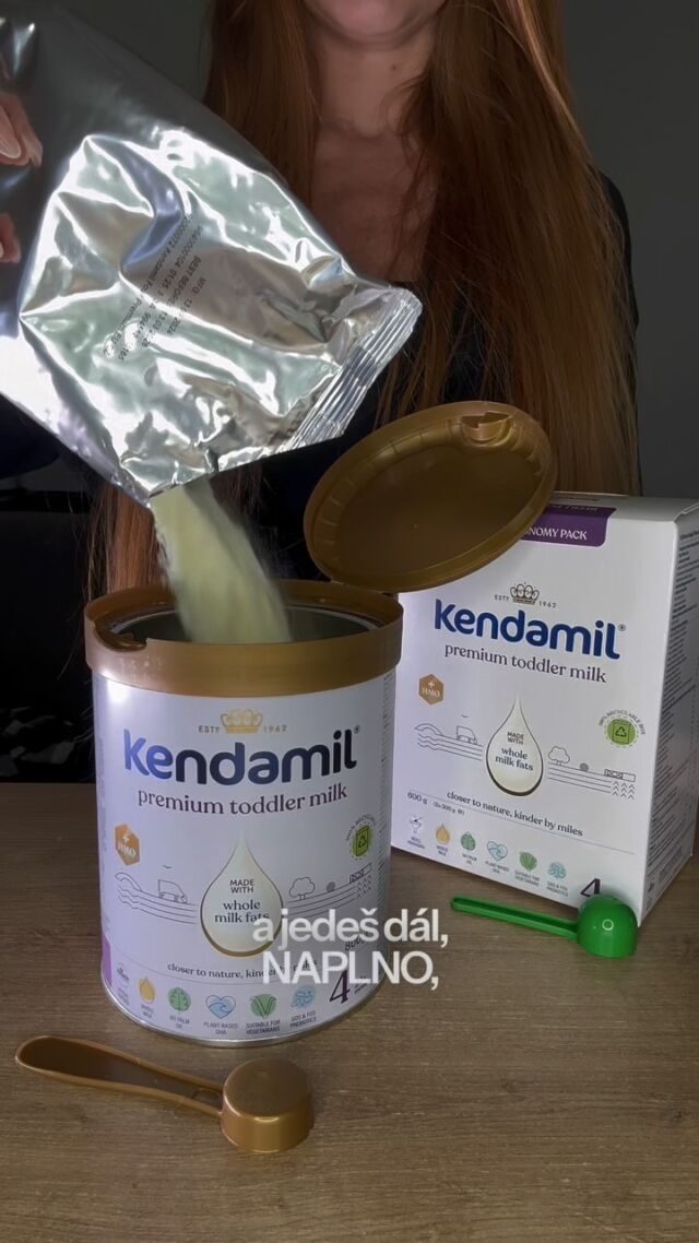 💙PLECHOVKA vs. KARTON – Kendamil prostě ví, jak na to!💙

Kendamil klasika – moje jistota. Ale víš, co je novinka?
Nové kartonové balení – ideální na cesty a šetrný k peněžence 💸.
Stačí dosypat do plechové dózy a jedeš dál. Naplno! Bez kompromisu.

✅ Lehký kartonový obal
✅ Odměrka v balení pro snadné dávkování 
✅ Nižší cena
✅ Kvalita a složení zůstávají

#Kendamil #KendamilCZ #KendamilPremium NAPLNO* #reel #video #refill #plechovka #dopln 
*neobsahuje žádné kompromisy

#kendamil #naplno #bezkompromisu #rodičovstvi