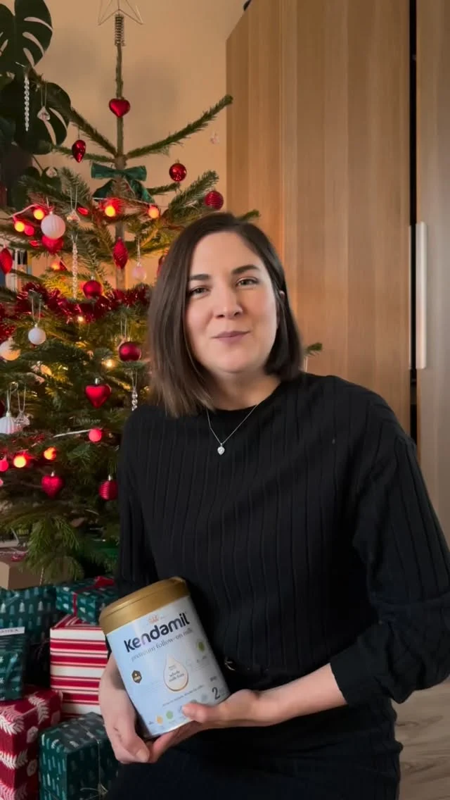 Milí rodiče, za celou naši Kendamil rodinu bych vám ze srdce chtěla popřát co nejklidnější svátky, nádherné Vánoce a spoustu úsměvů vašich nejmilovanějších. 🎄🎁

Děkujeme, že nám důvěřujete. ☺️

Alča za tým Kendamil 💜